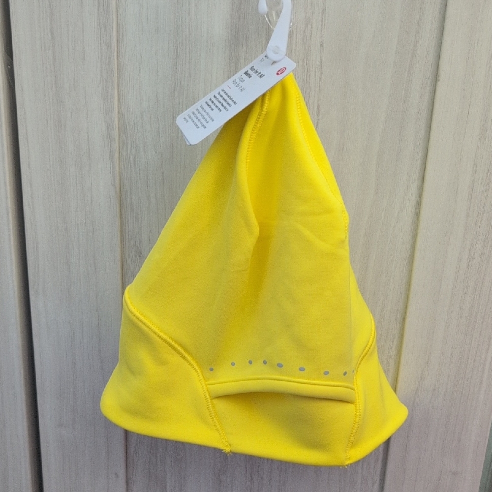 Bright RUNNING Hat With reflection